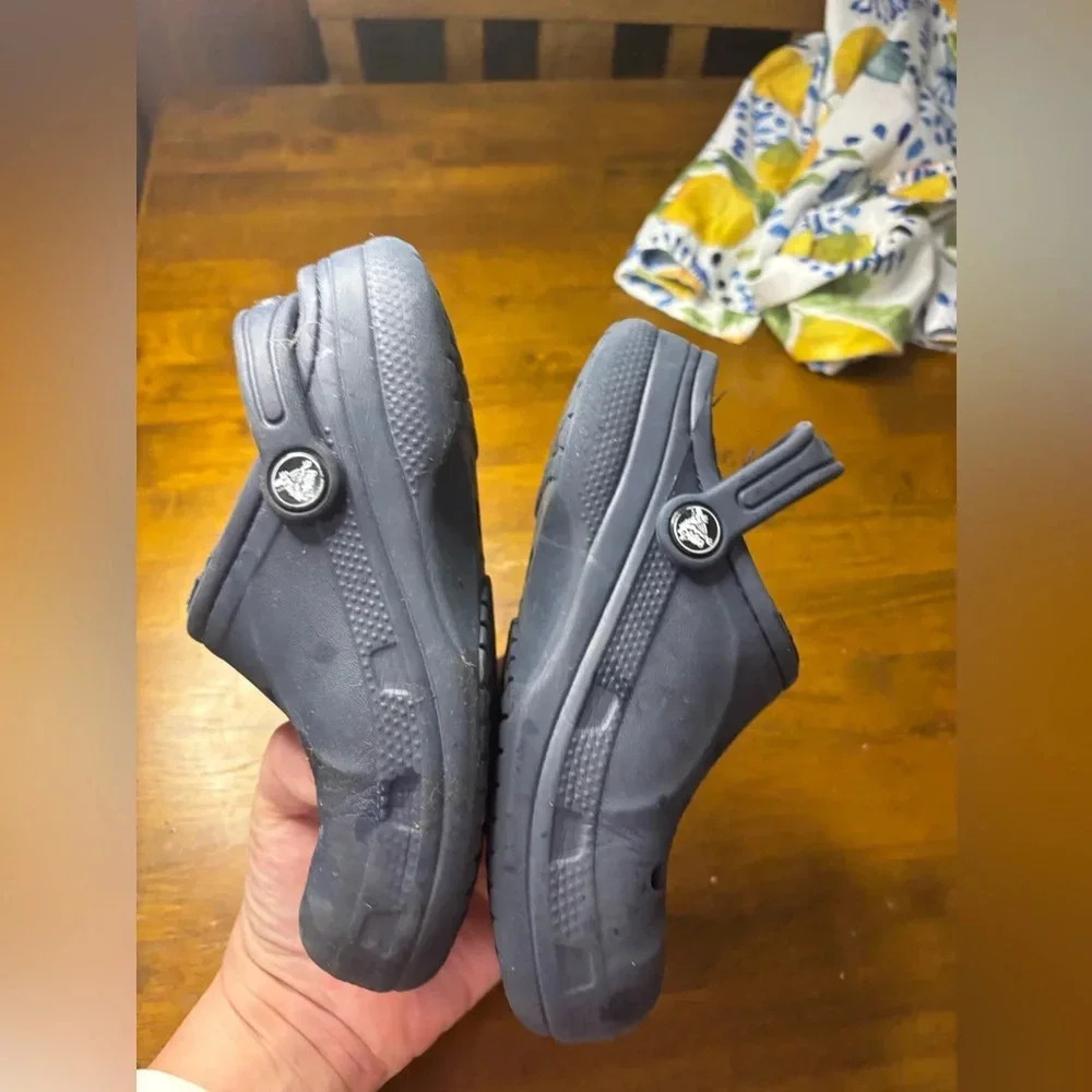 Navy Blue fuzzy crocs C13 - Picture 4 of 9